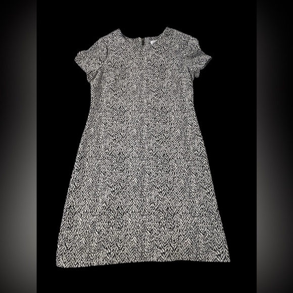 Calvin Klein Women’s size 8 Chic Black and White Patterned Dress gold zipper - Picture 2 of 10
